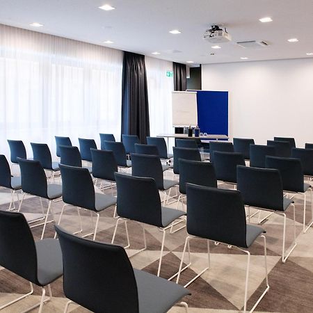 Holiday Inn Express Fuerth By Ihg Exterior photo