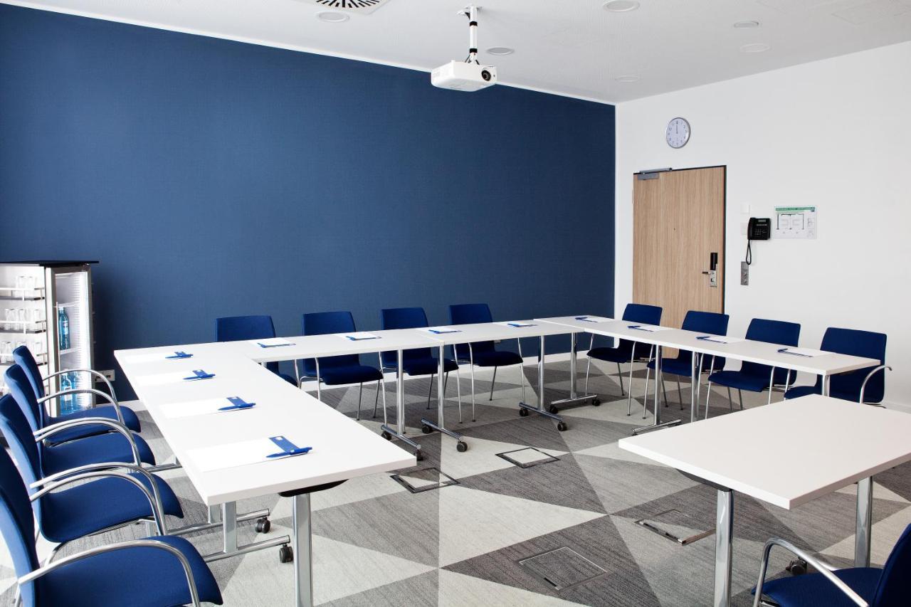 Holiday Inn Express Fuerth By Ihg Exterior photo