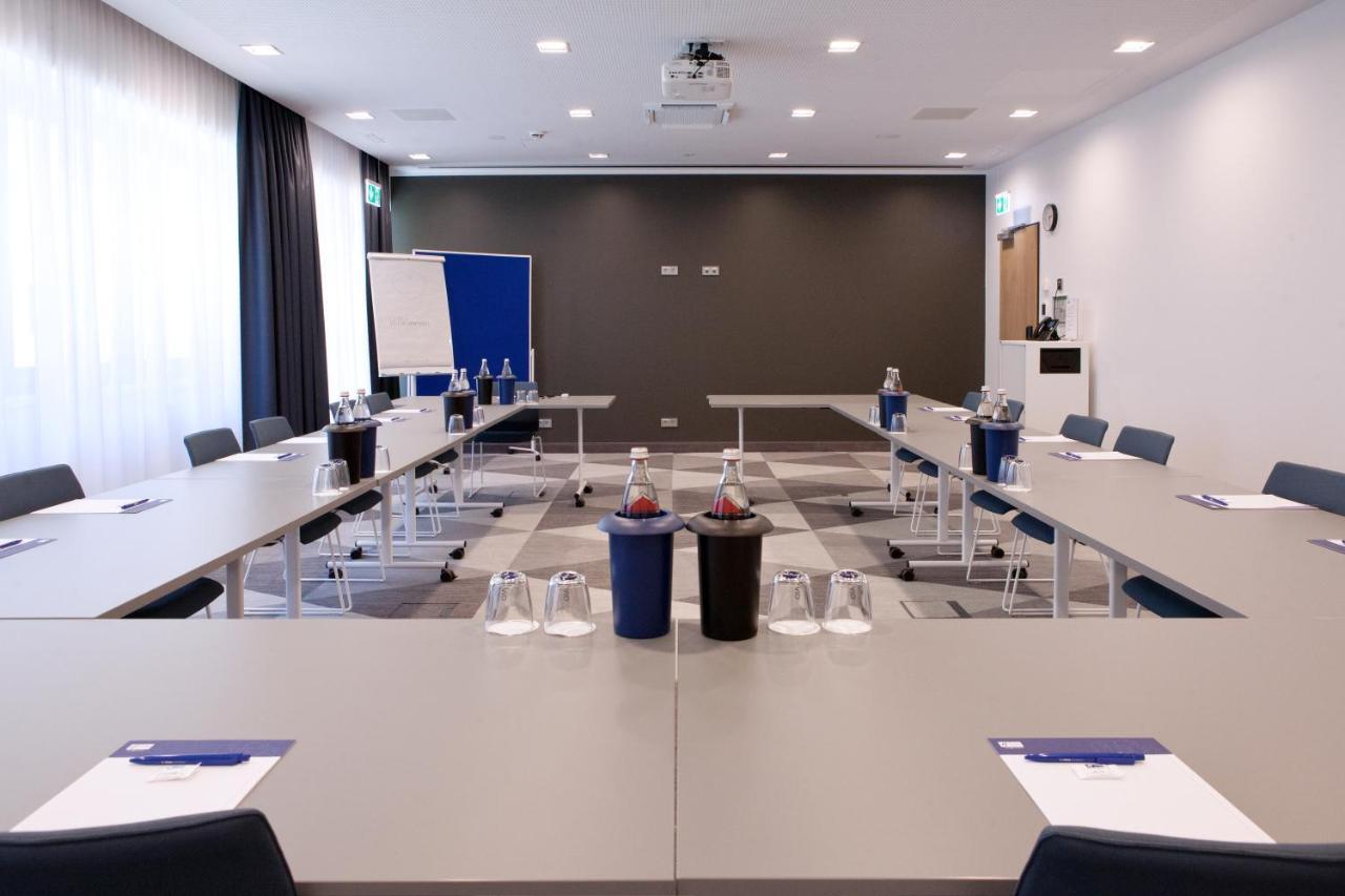 Holiday Inn Express Fuerth By Ihg Exterior photo